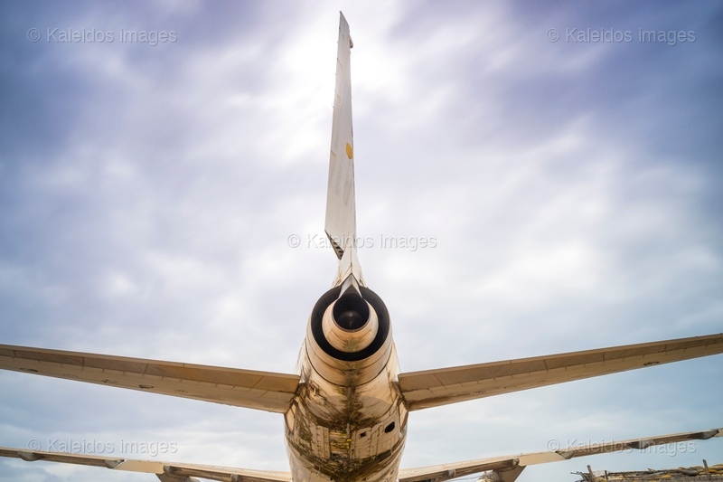 Abandoned aircraft; Airplane wreck; Barakah; Benin; Cadjéhoun Beach; Cotonou; Cotonou airport; Engine; Kaleidos; Kaleidos images; La parole à l'image; Lockheed L-1011; Tail assembly; Tarek Charara; TriStar; Vertical fin; West Africa
